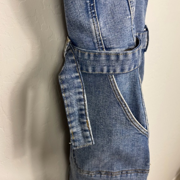 American Eagle Outfitters Blue Denim - Picture 9 of 16